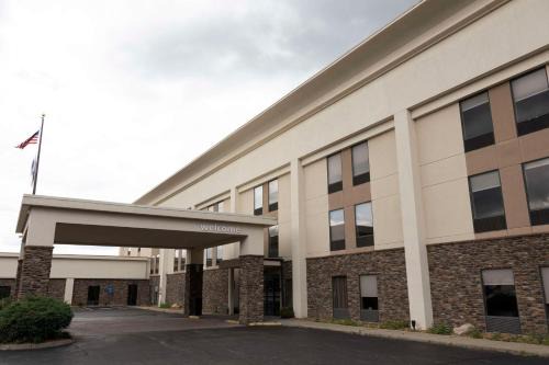 Kent Hotel | Hampton Inn Kent/Akron Area