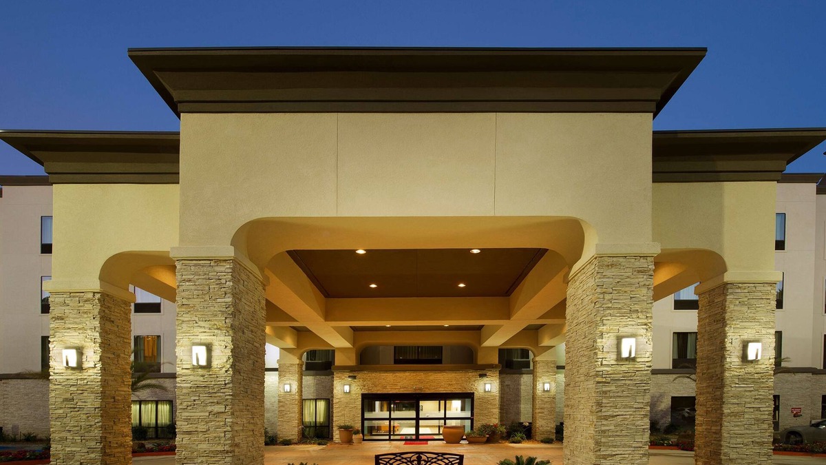 Lake Charles Hotel | Hampton Inn Lake Charles