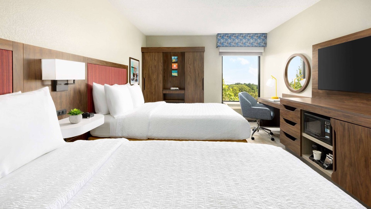 Islandia Hotel | Hampton Inn Long Island/Islandia