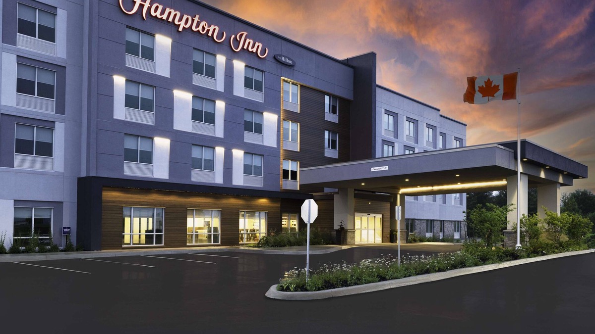 Midland Hotel | Hampton Inn Midland, On