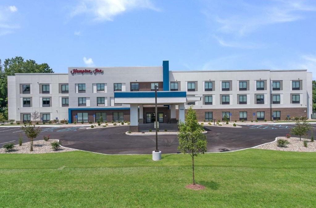 Niles Hotel | Hampton Inn Niles, Mi