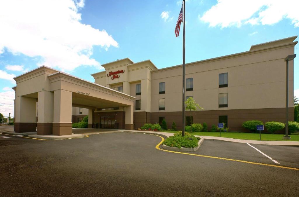 North Brunswick Hotel | Hampton Inn North Brunswick NJ