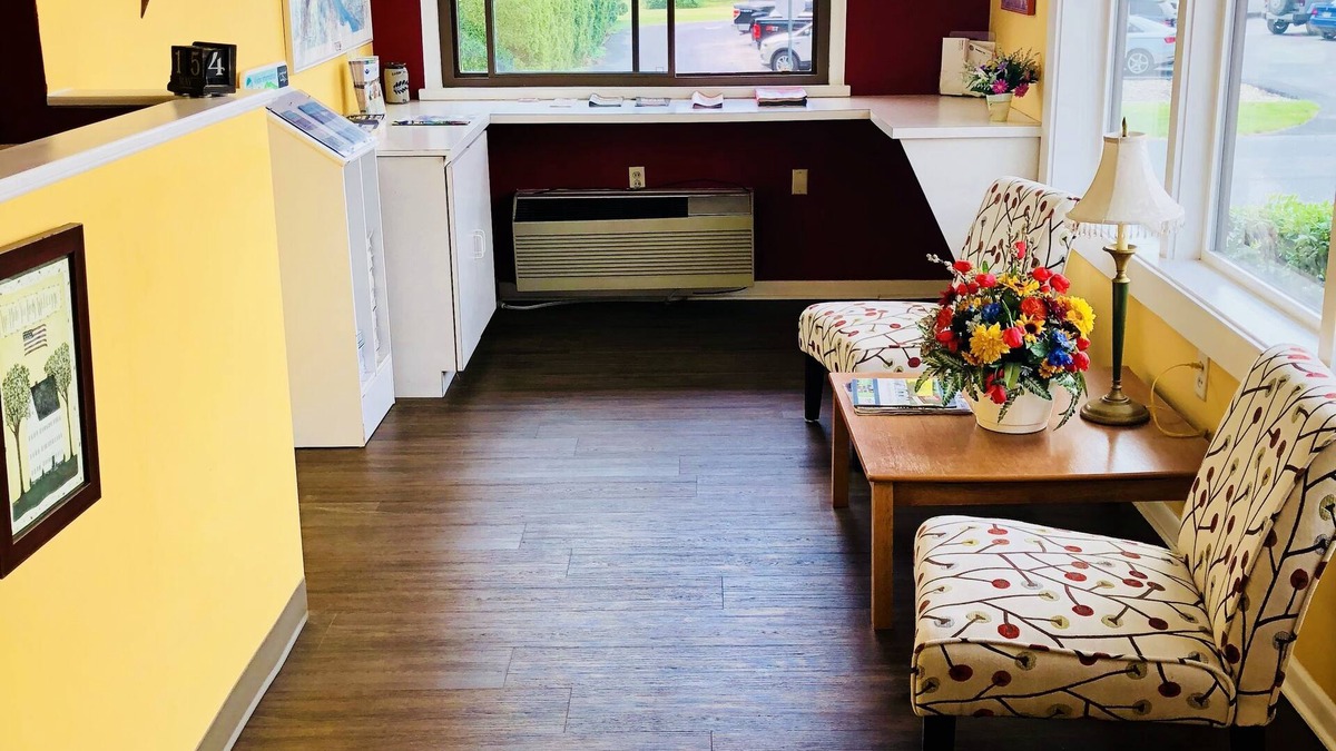 Camp Hill Hotel | Hampton Inn (not a Hilton Affiliate) Camp Hill - Harrisburg SW