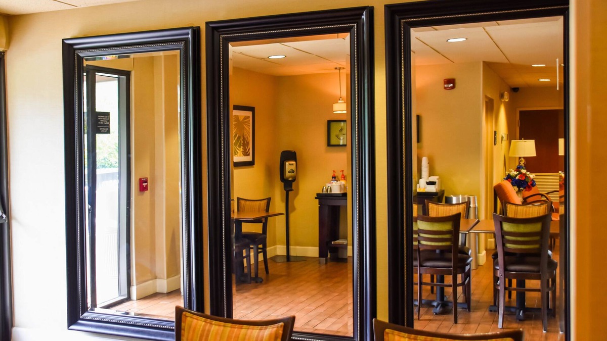 Perry Hotel | Hampton Inn Perry