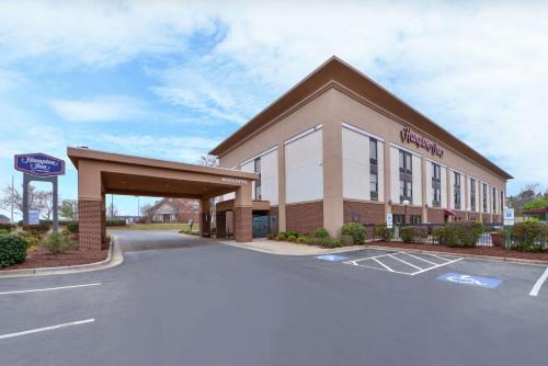 Garner Hotel | Hampton Inn Raleigh Clayton I-40 Garner