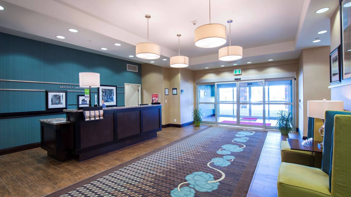 Stonebridge Hotel | Hampton Inn Saskatoon South
