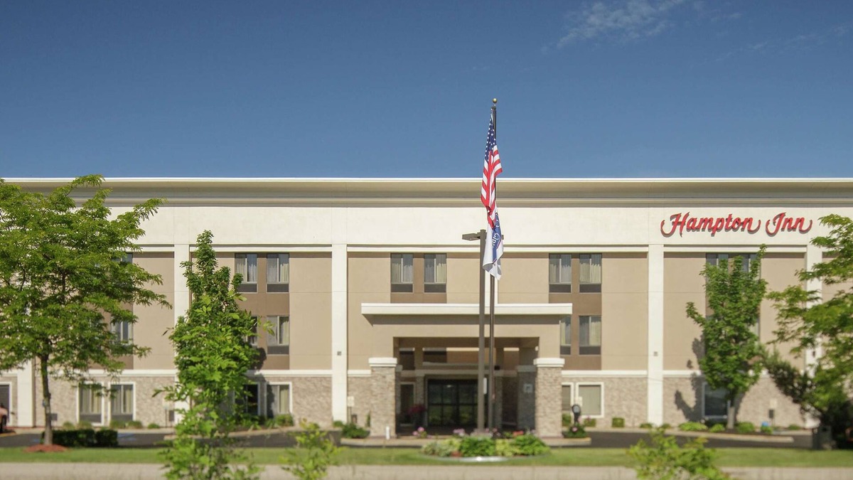South Haven Hotel | Hampton Inn South Haven