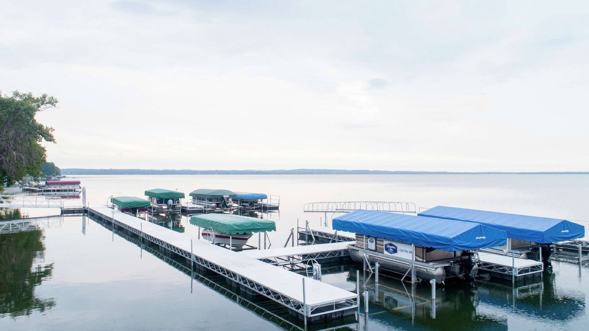 Spicer Hotel | Hampton Inn Spicer Green Lake