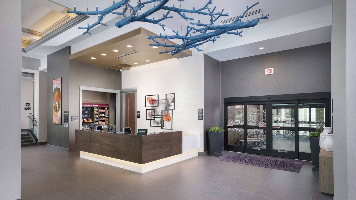 Downtown Decatur Hotel | Hampton Inn & Suites Atlanta Decatur/Emory
