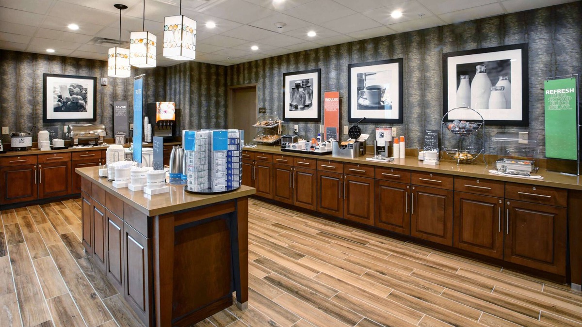 Aberdeen Hotel | Hampton Inn & Suites Baltimore/Aberdeen