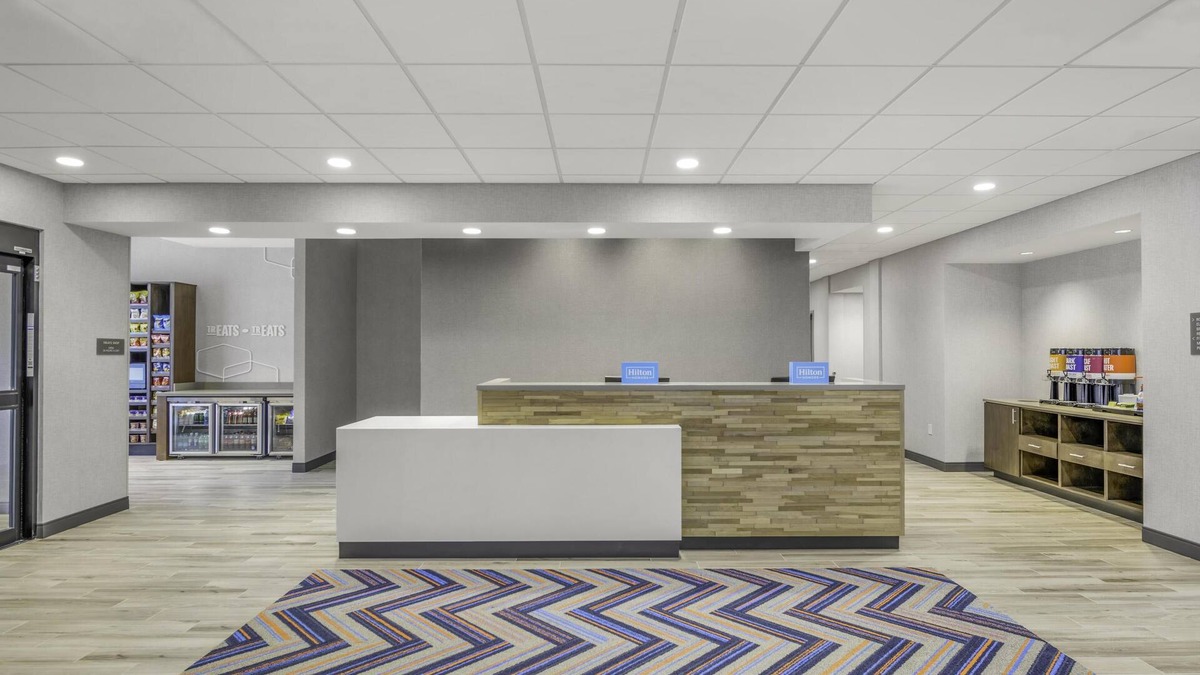 Decatur Hotel | Hampton Inn & Suites By Hilton Decatur