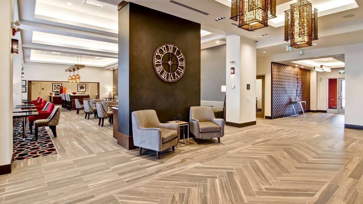 Grande Prairie Hotel | Hampton Inn & Suites by Hilton Grande Prairie
