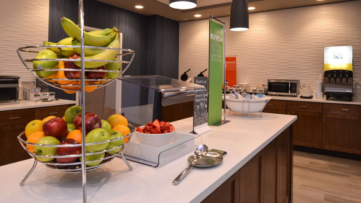 Mason Hotel | Hampton Inn & Suites Cincinnati-Mason