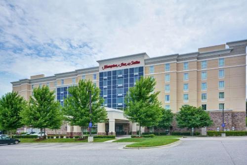 Crabtree Hotel | Hampton Inn & Suites Crabtree
