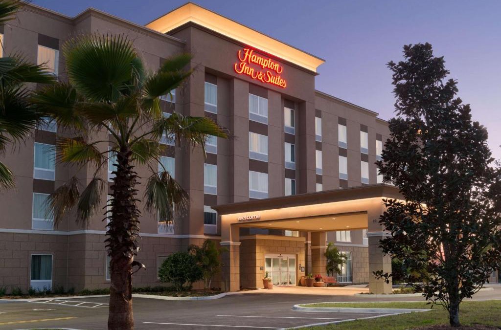 DeLand Hotel | Hampton Inn & Suites - DeLand
