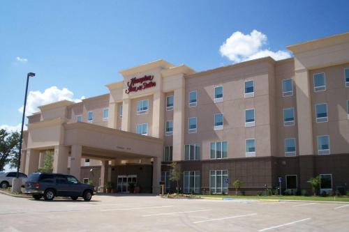 Denison Hotel | Hampton Inn & Suites Denison