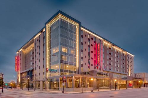 Downtown Fort Worth Hotel | Hampton Inn & Suites Fort Worth Downtown