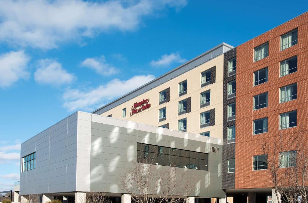 Midtown Hotel | Hampton Inn & Suites Grand Rapids Downtown