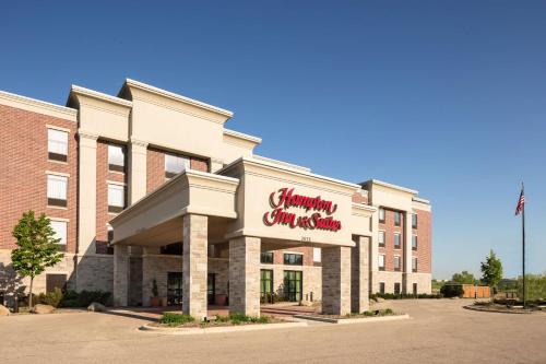 Grafton Hotel | Hampton Inn & Suites Grafton