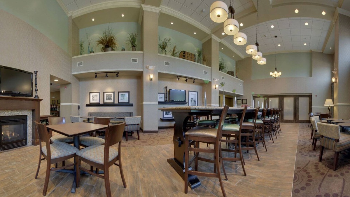 Grafton Hotel | Hampton Inn & Suites Grafton