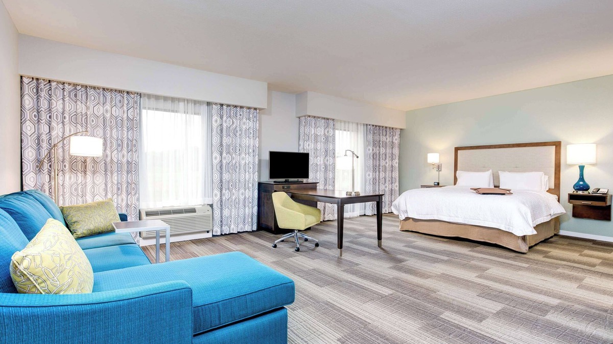Macon Hotel | Hampton Inn & Suites Macon I-475