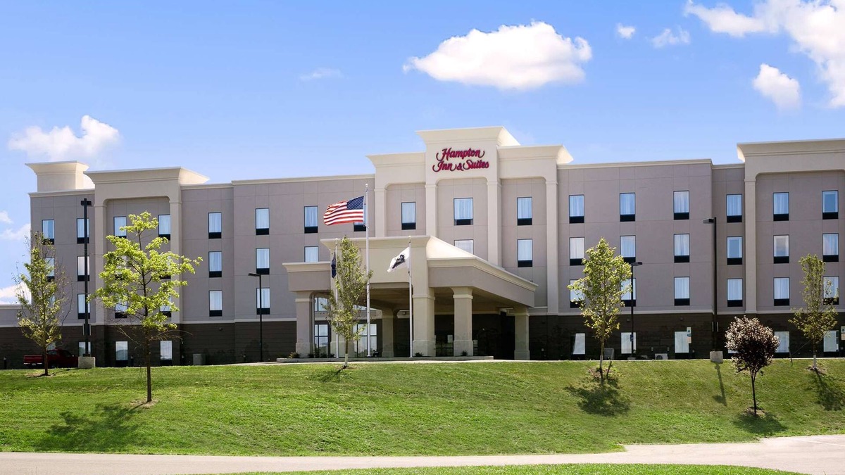 Mansfield Hotel | Hampton Inn & Suites Mansfield