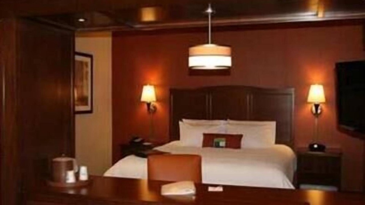New Castle Hotel | Hampton Inn & Suites New Castle