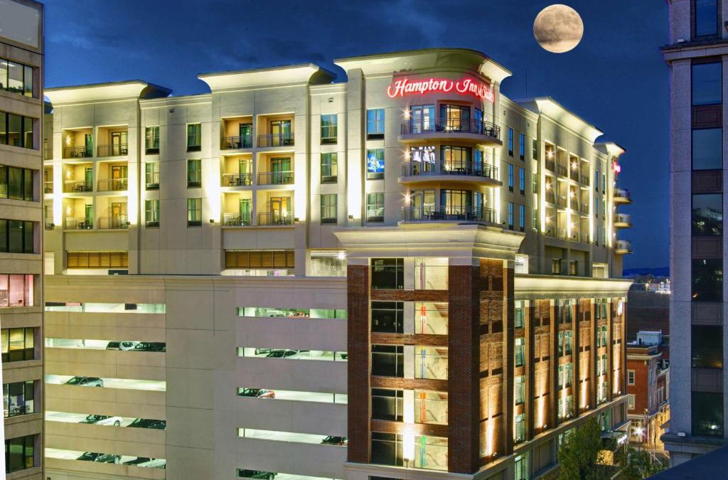 Roanoke Hotel | Hampton Inn & Suites - Roanoke-Downtown, VA