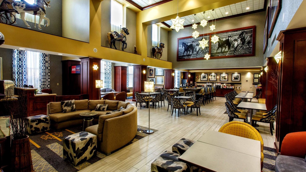 Bloomfield Hotel | Hampton Inn & Suites Staten Island