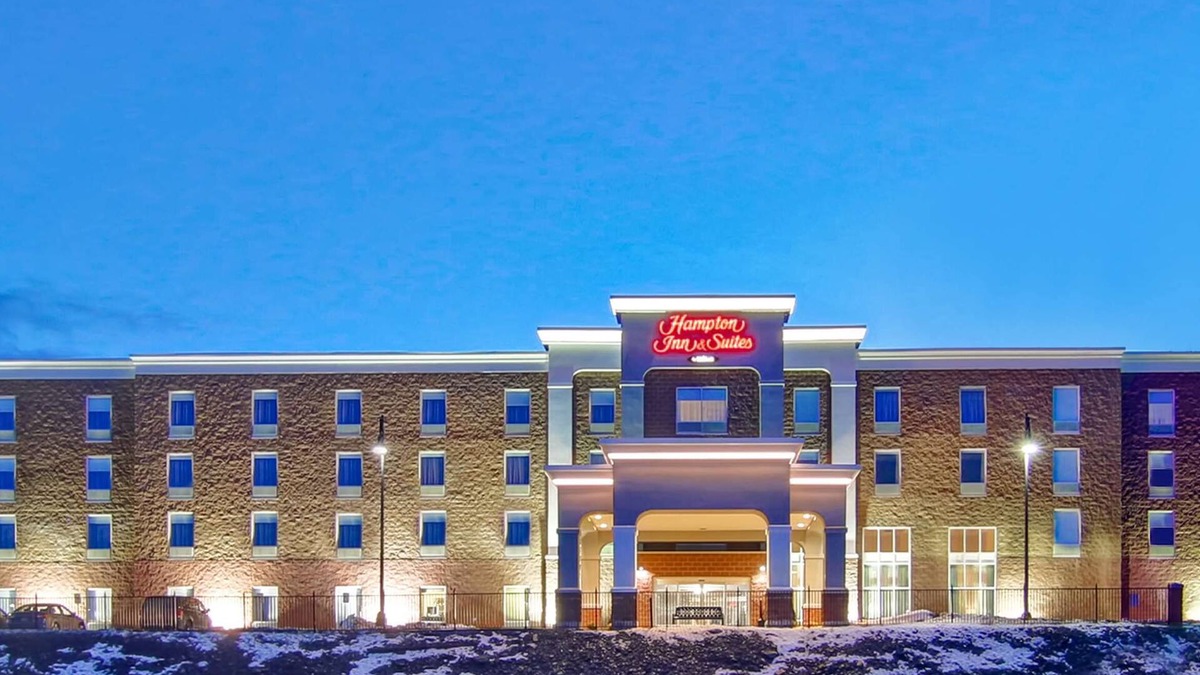 Saint John Hotel | Hampton Inn & Suites Saint John