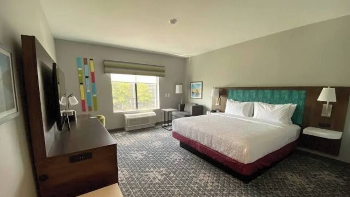 Somerset Hotel | Hampton Inn & Suites Somerset