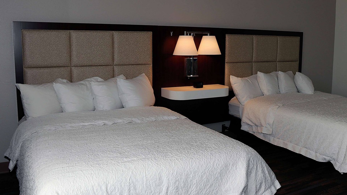 Stephenville Hotel | Hampton Inn & Suites Stephenville