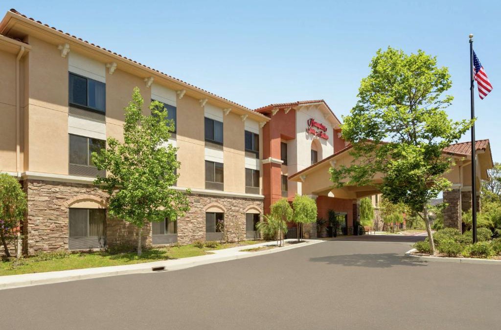 Newbury Park Hotel | Hampton Inn & Suites Thousand Oaks