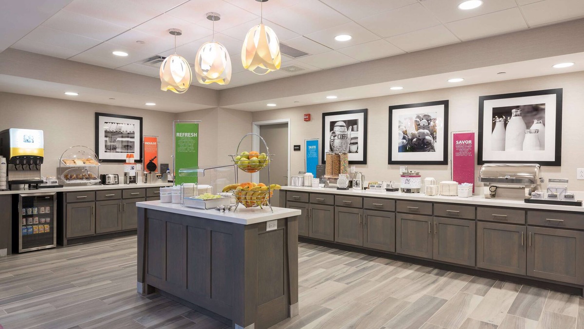 West Lafayette Hotel | Hampton Inn & Suites West Lafayette