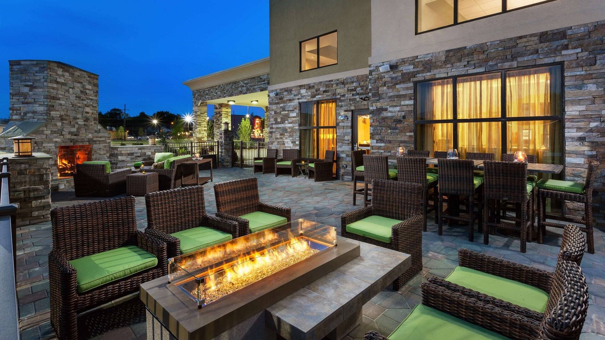 Williamsport Hotel | Hampton Inn & Suites Williamsport-Faxon Exit