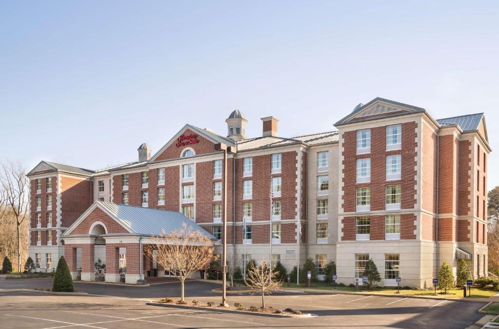 Williamsburg Hotel | Hampton Inn & Suites Williamsburg-Central