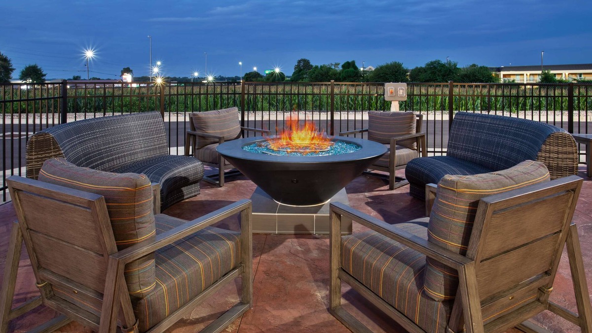 Union City Hotel | Hampton Inn Union City