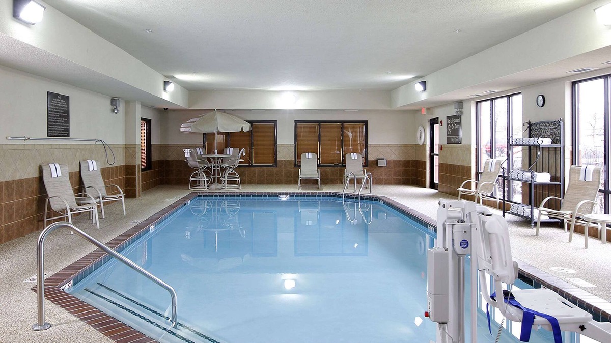 Waterloo Hotel | Hampton Inn Waterloo Cedar Valley