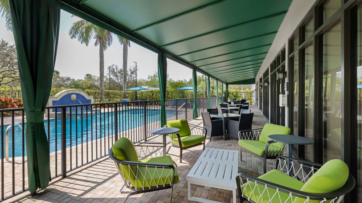West Palm Beach Hotel | Hampton Inn West Palm Beach Florida Turnpike