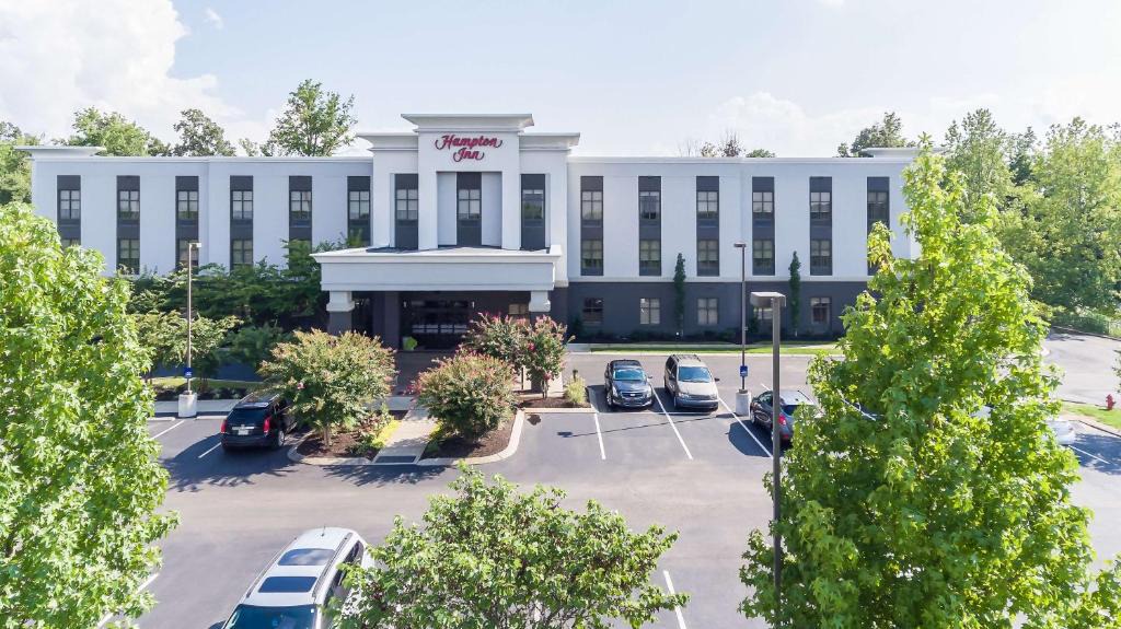 White House Hotel | Hampton Inn White House