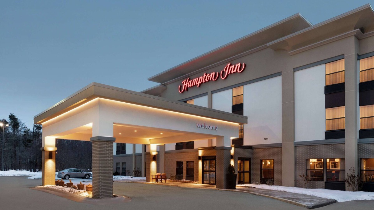 Poland Hotel | Hampton Inn Youngstown/Boardman