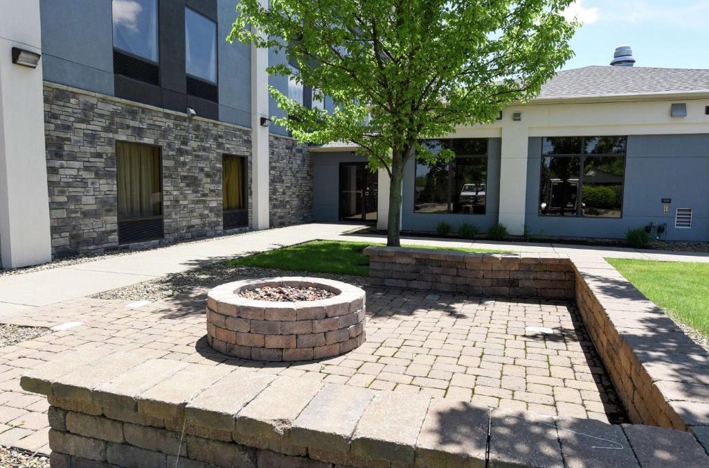 Youngstown Hotel | Hampton Inn Youngstown-North