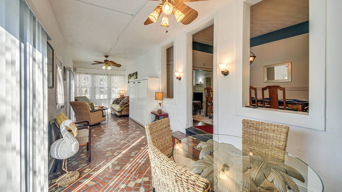 Hampton Cottage | Hampton Sanctuary w/Fire Pit & Fenced Yard!