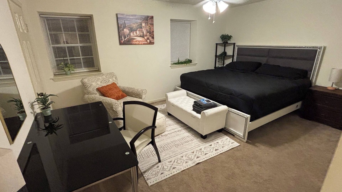 Hampton House | Hampton vacation home near Langley AFB