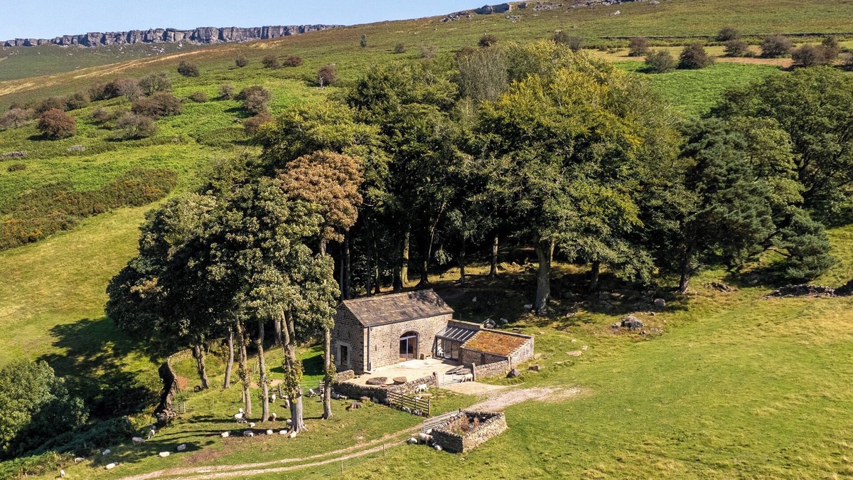 Hollow Meadows House | Handcrafted barn conversion in the heat of the Peak District