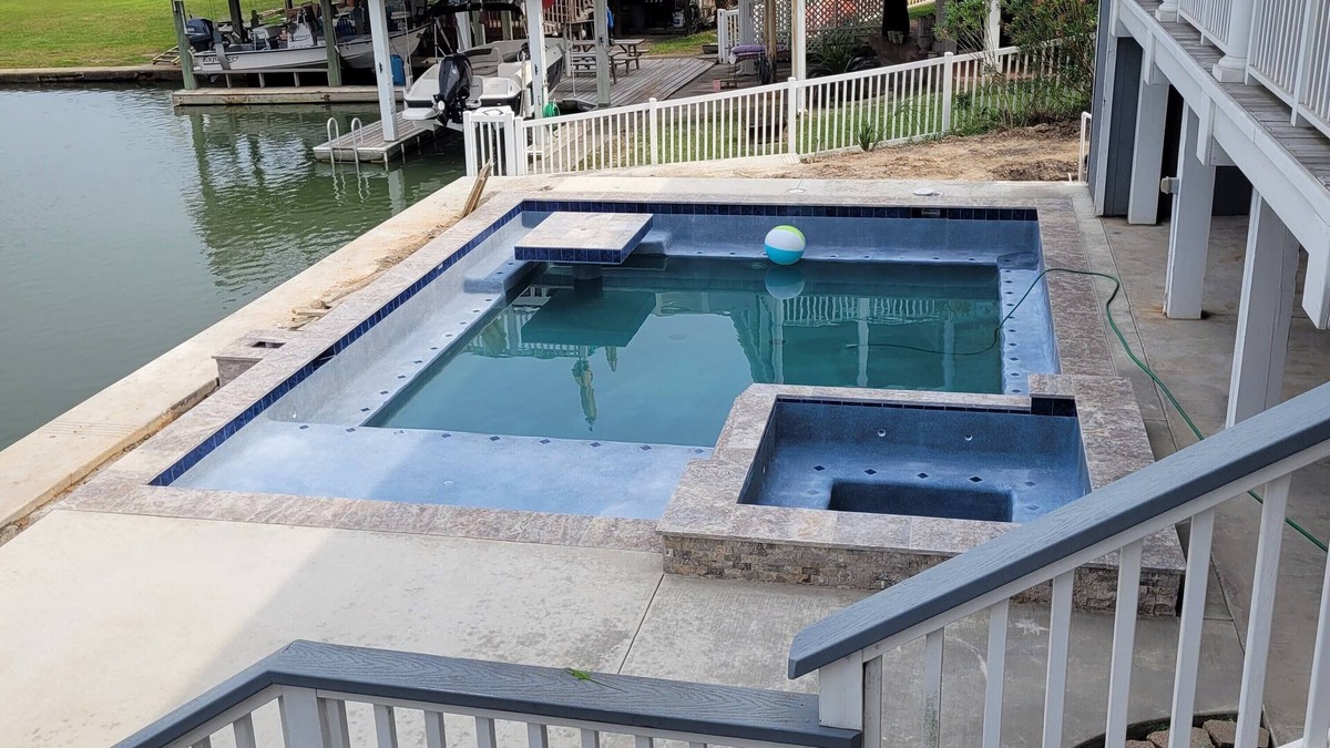 Jamaica Beach House | Handicap Accessible Home w 7 Bathrooms & a Pool - Perfect for Family Gatherings