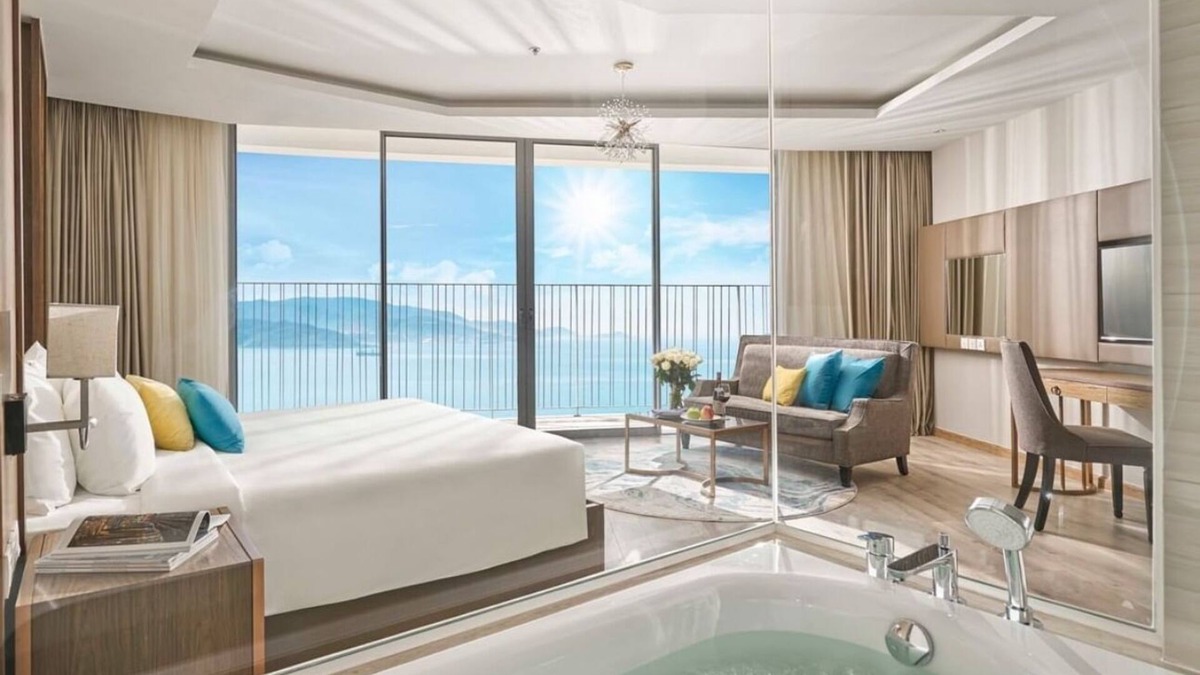 Tran Phu Beach Apartment | Handy Panorama Nha Trang Condotel