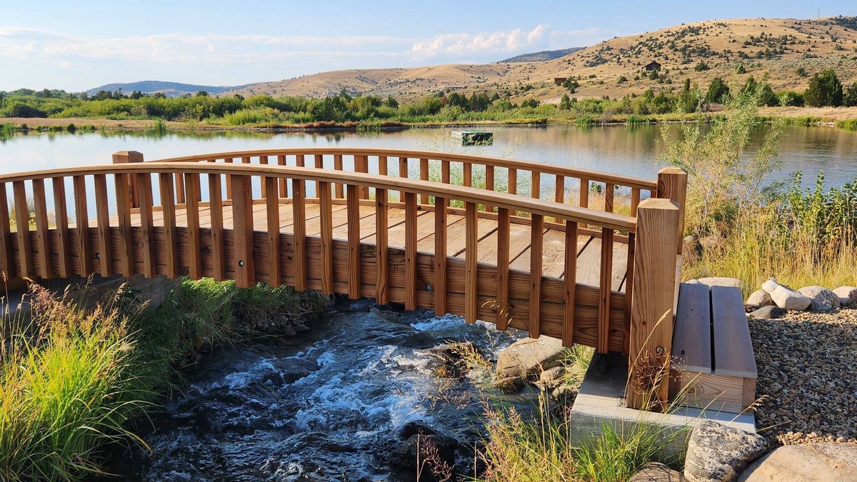 Alder Cabin | Hangman’s Guest Ranch - Meadowlark Cabin. Entire cabin by historic Virginia City