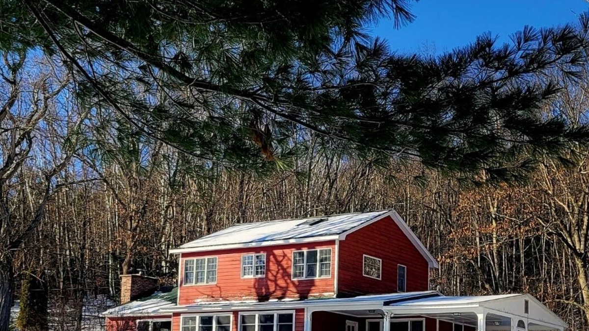 Johnsburg House | Hannah's Birch Farm 10 Min. to Gore Ski Mt. Cozy, Spacious, Farmhouse with Views