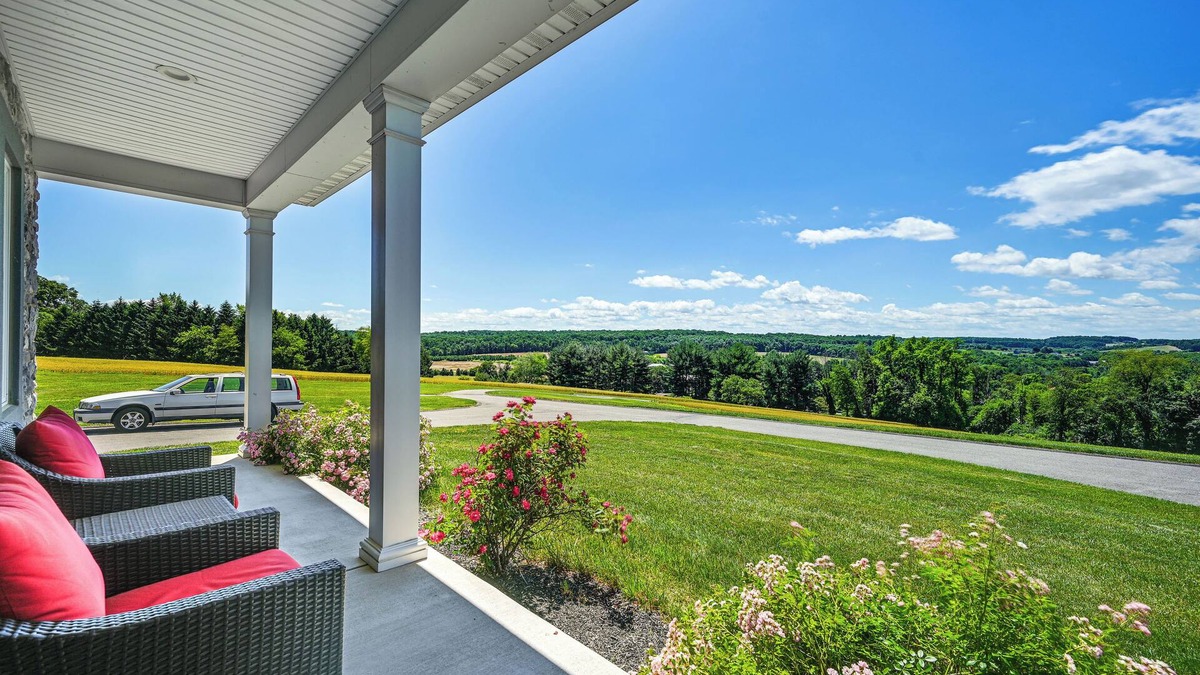 Porters Sideling Apartment | Hanover Retreat w/Pool, Near Codorus State Park!